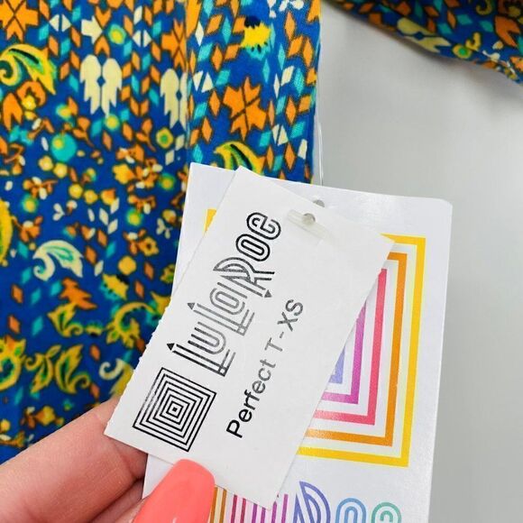 NWT Lularoe Size XS Short Sleeve Blue & Orange Patterned Perfect T Shirt Top - Picture 5 of 6